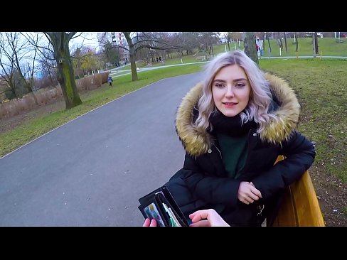❤️ Para için bir yabancının sıcak boşalmasını yutar - parkta Eva Elfie tarafından oral seks Porno tr.makesexnotwar.ru ❌❤
